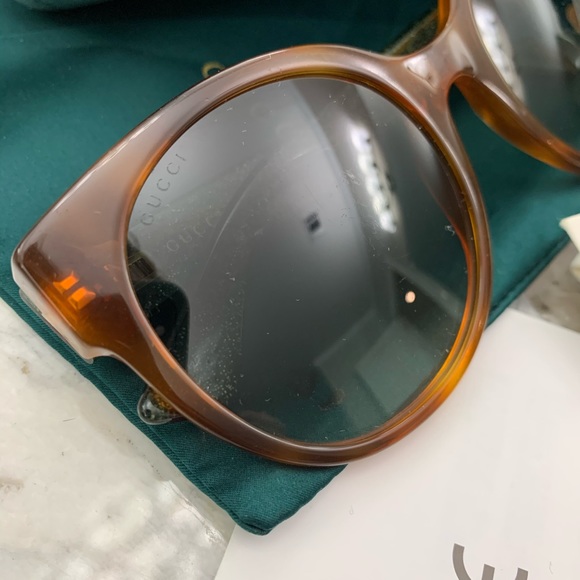 GUCCI Round sunglasses - Picture 9 of 11